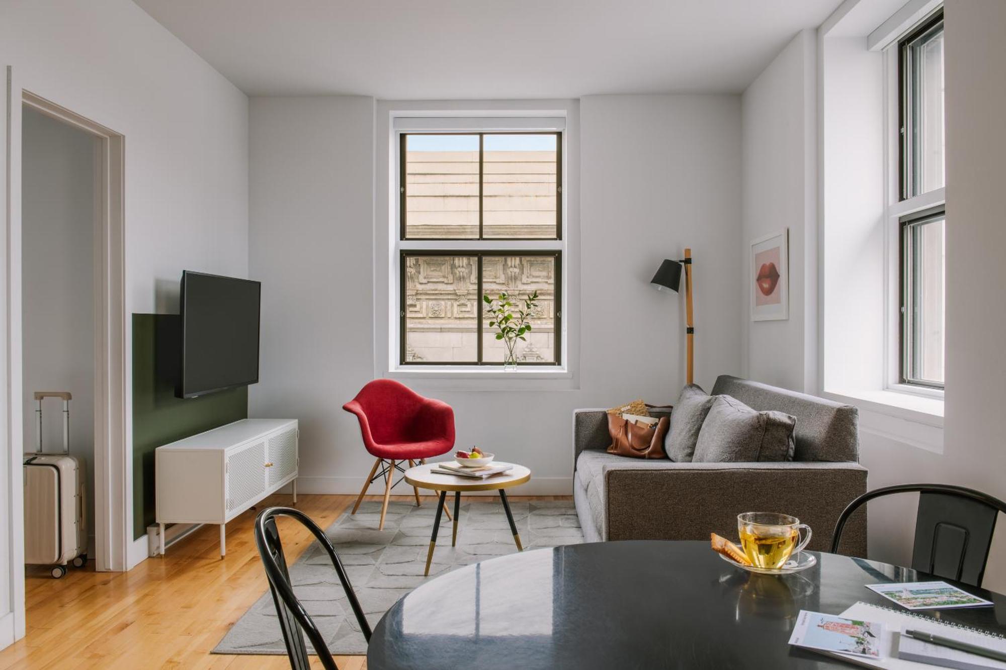 Sonder By Marriott Bonvoy Le Victoria Apartments Old Montreal Монреаль Екстер'єр фото
