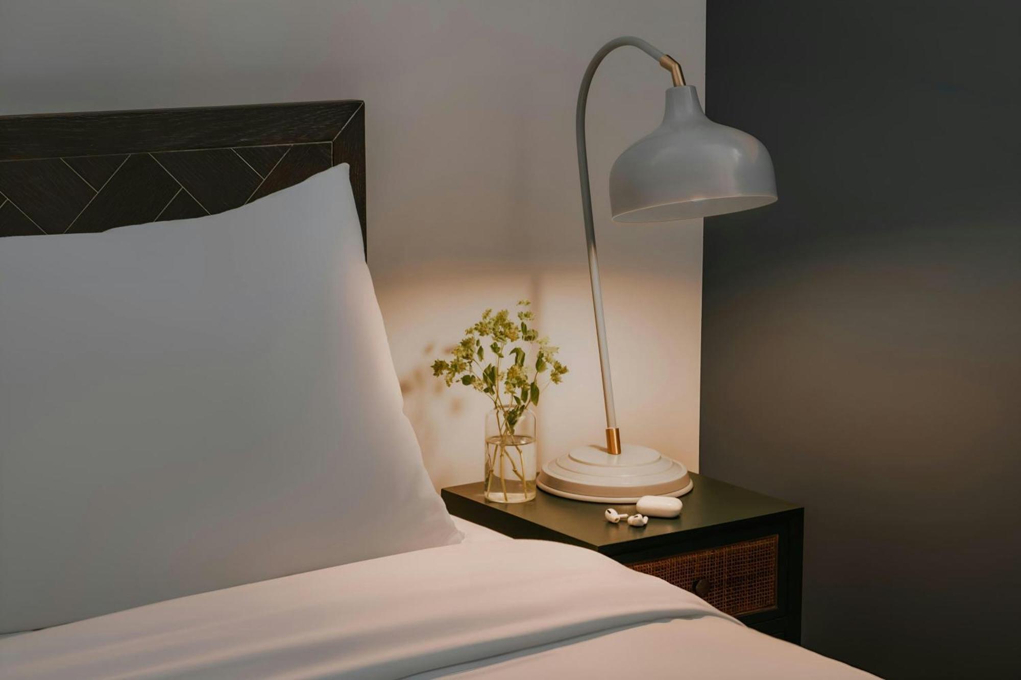 Sonder By Marriott Bonvoy Le Victoria Apartments Old Montreal Монреаль Екстер'єр фото